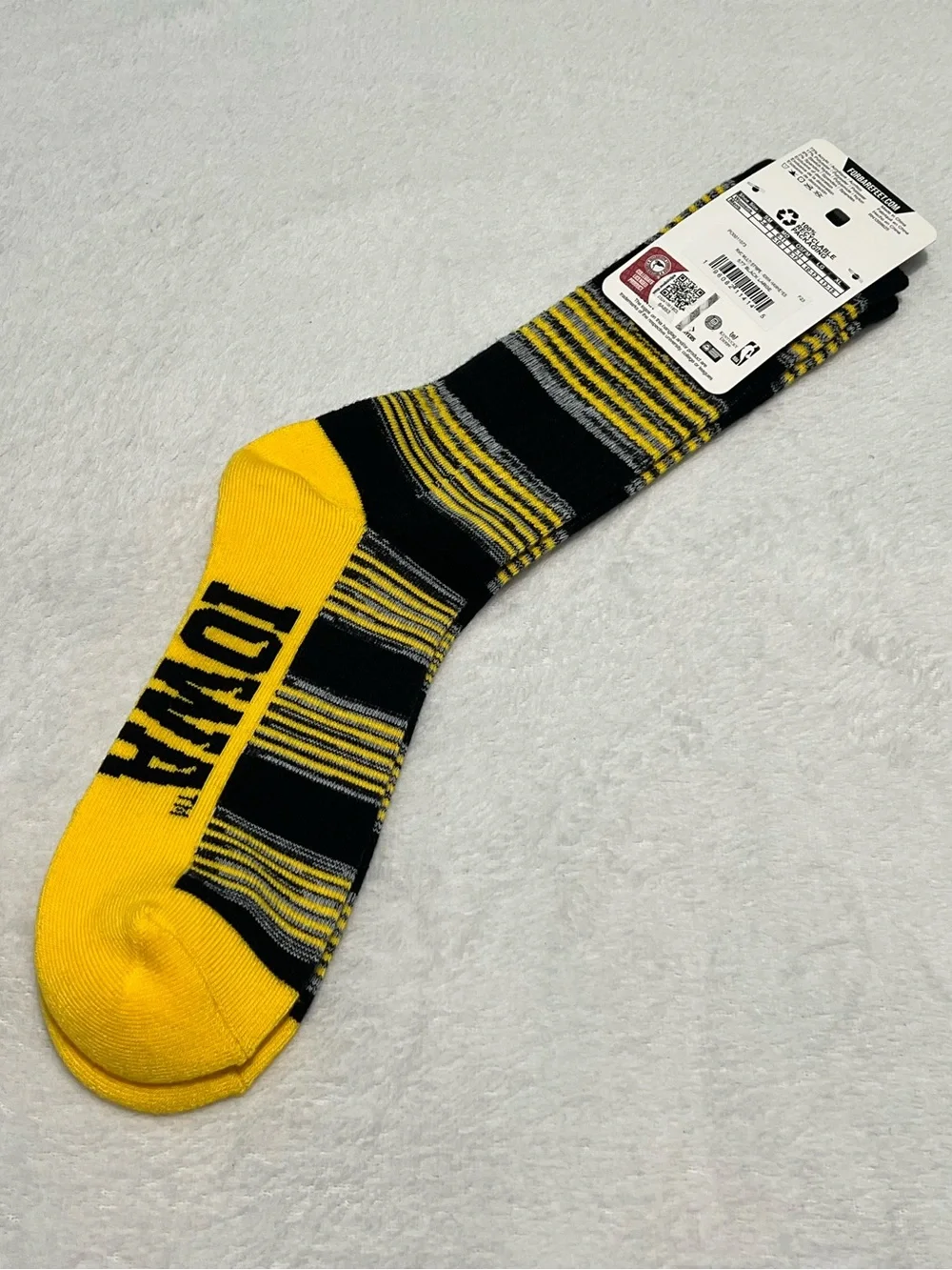 Iowa Hawkeye Crew Socks - Black & Hawkeye Gold